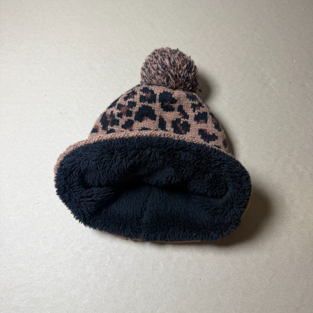 Nike leapard lined brown and black womens beanie snow pom fleece logo swoosh